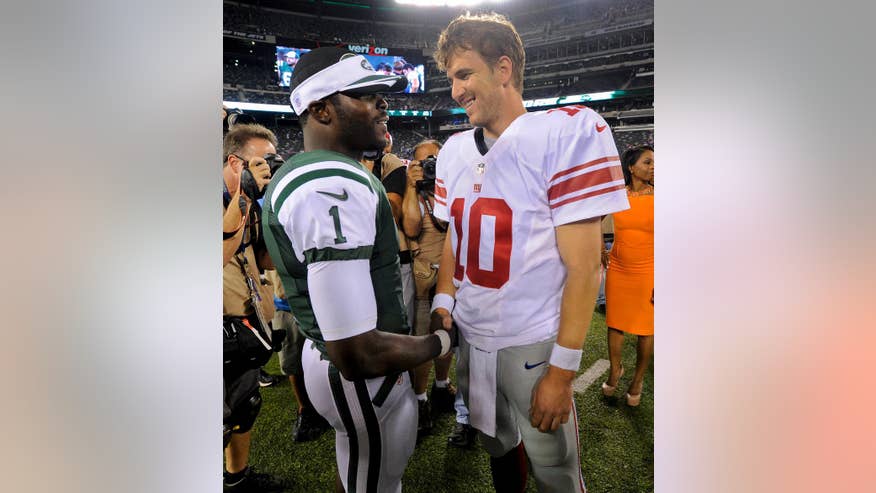 CORRECTION Giants Jets Football-1.jpg